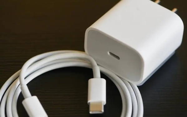 India makes USB-C charging port mandatory for mobiles from March 2025